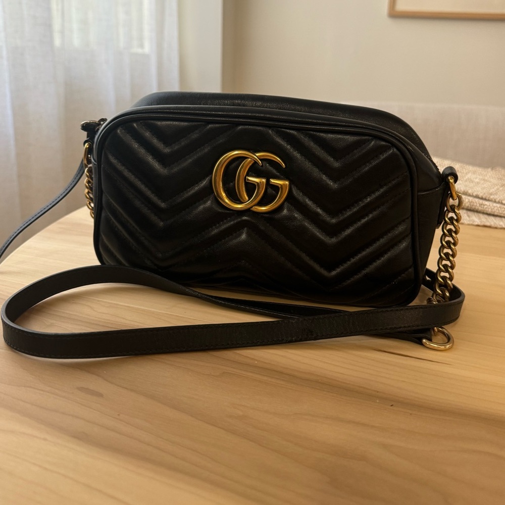 Gucci GG MARMONT SMALL SHOULDER BAG